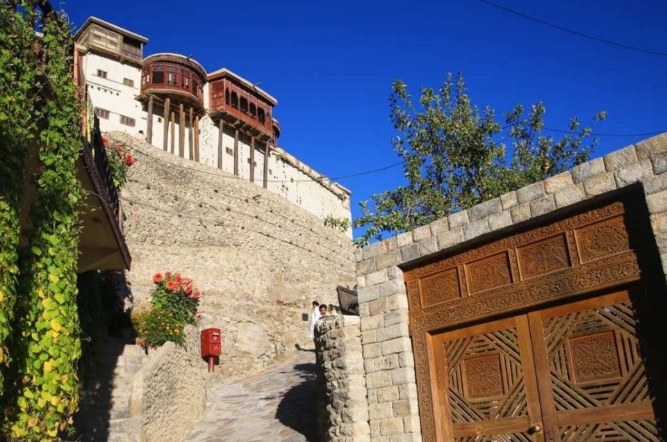 05 Days Tour To Hunza